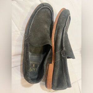 Men’s Frye Charcoal Black Suede Loafers 10 EUC